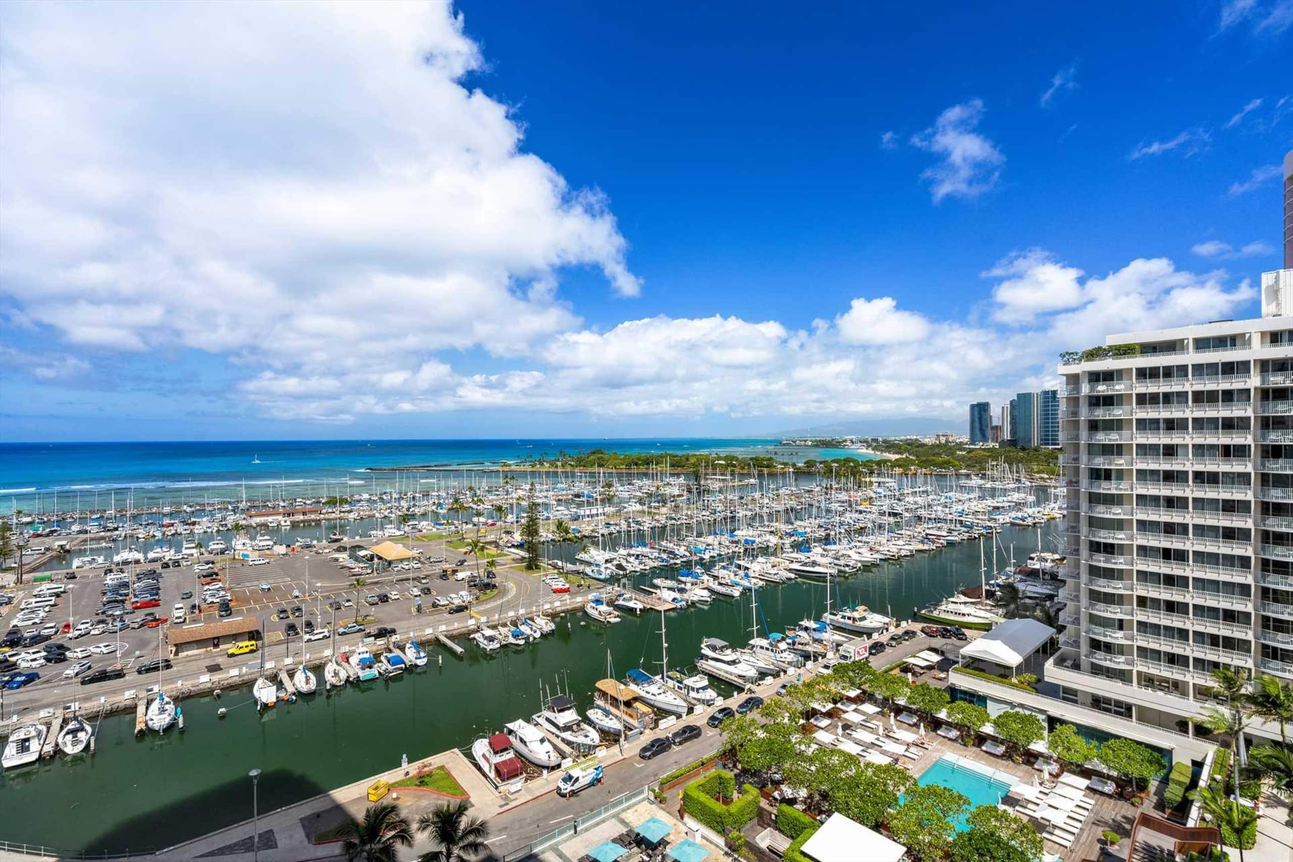 Condo in Honolulu · ★4.76 · 1 bedroom · 1 bed · 1 private bath - Image 23