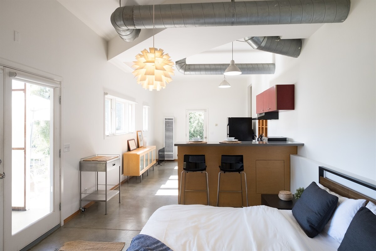 Bohemian Modern Home In Silver Lake - Houses for Rent in Los