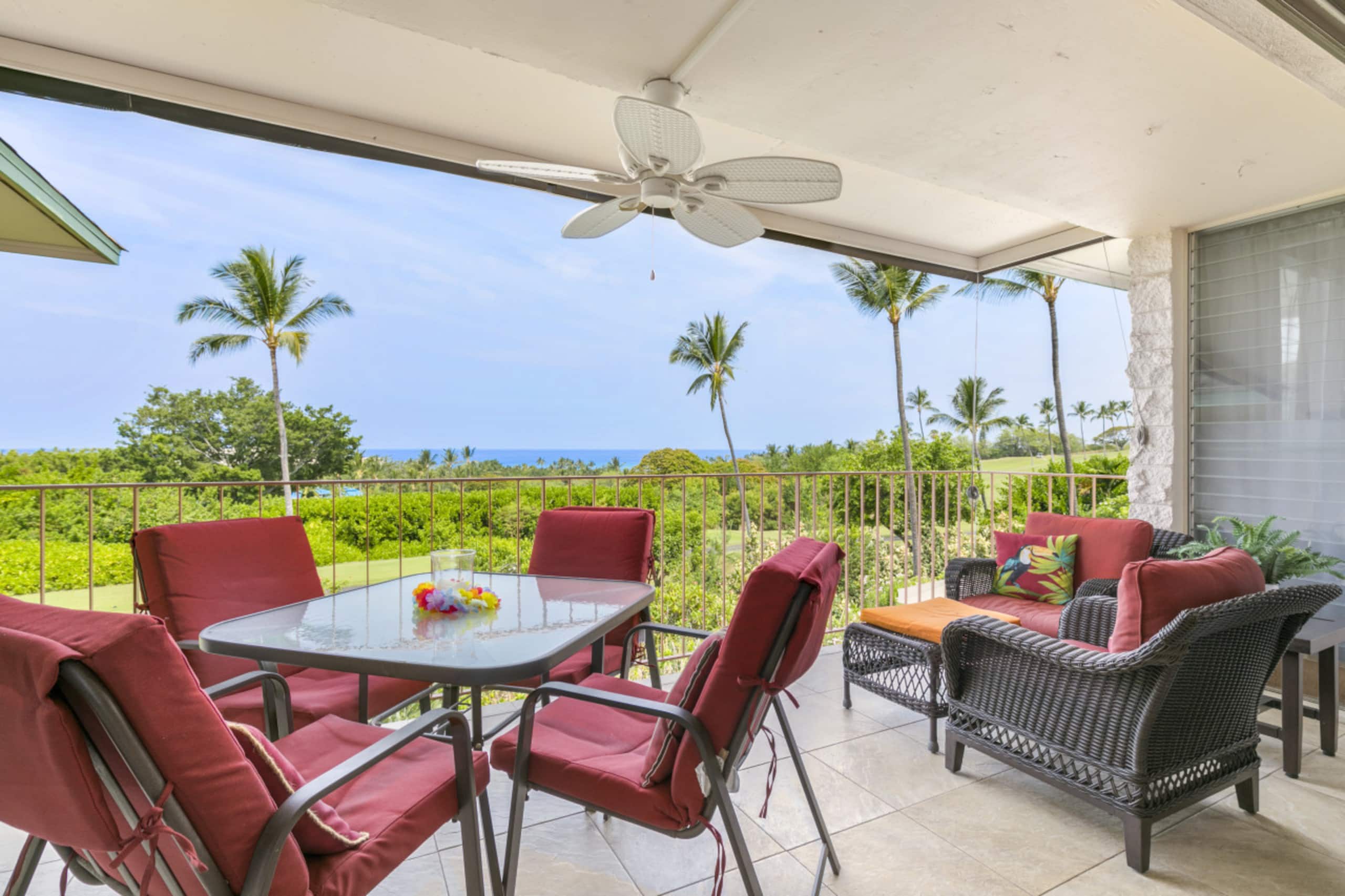 Condo in Kailua-Kona · ★4.61 · 2 bedrooms · 2 beds · 2 baths - Image 12
