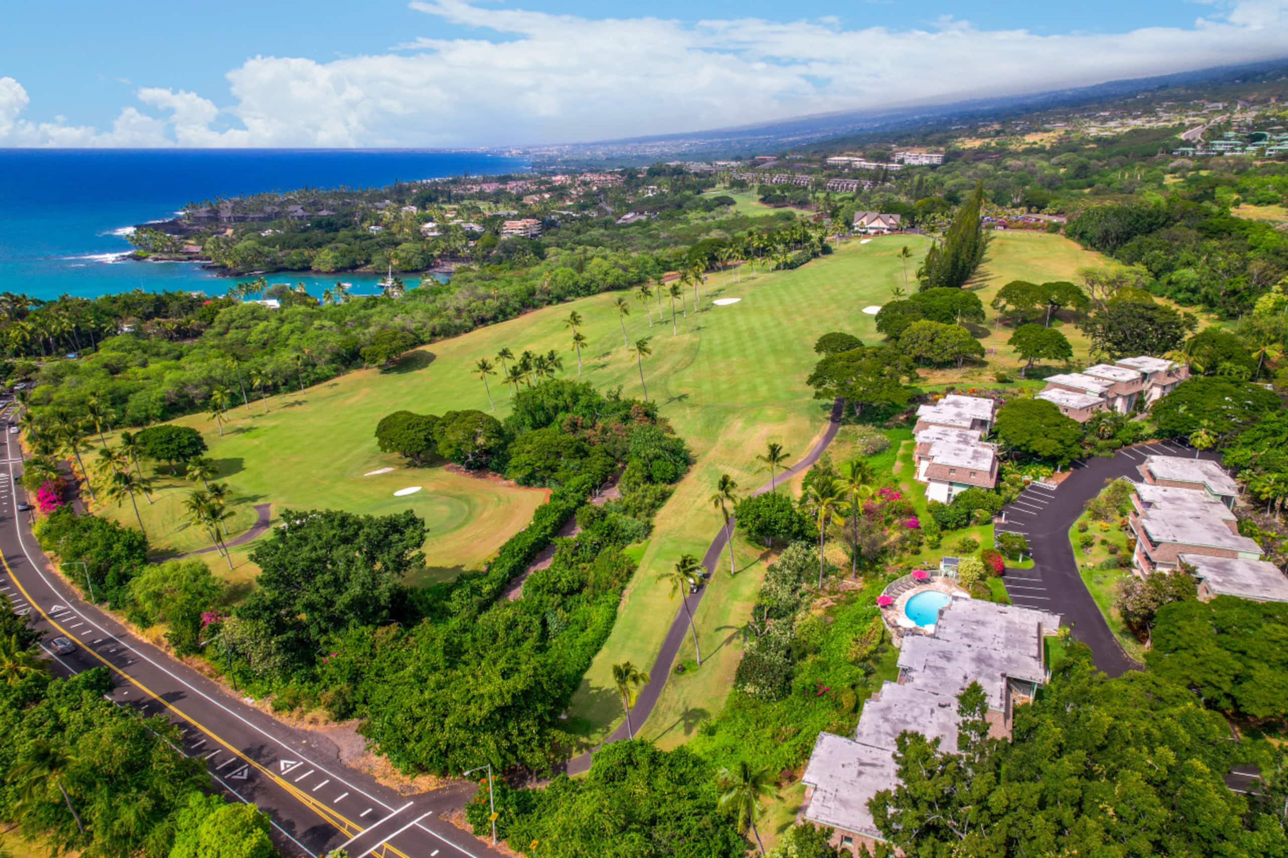 Condo in Kailua-Kona · ★4.61 · 2 bedrooms · 2 beds · 2 baths - Image 16