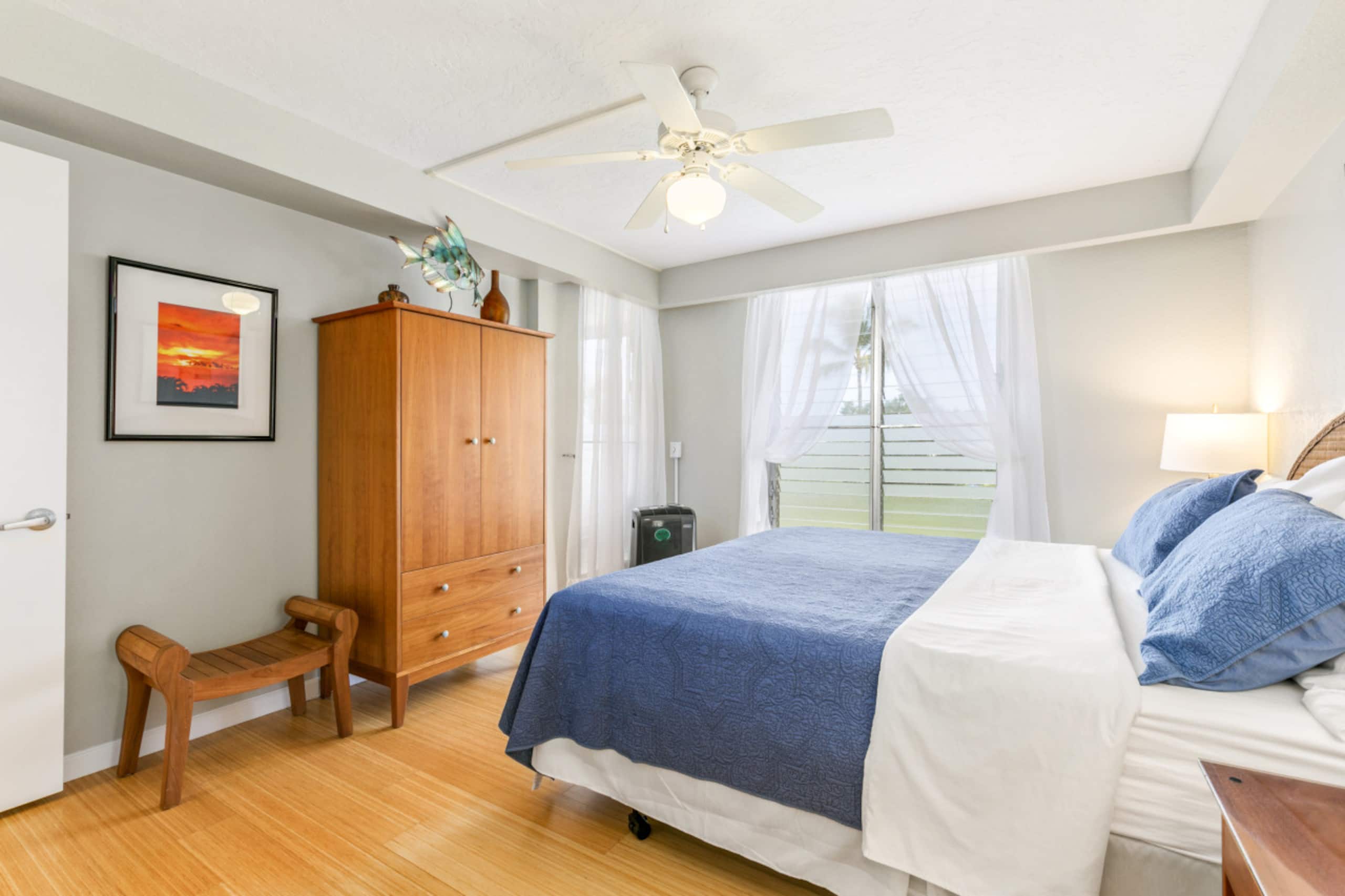 Condo in Kailua-Kona · ★4.61 · 2 bedrooms · 2 beds · 2 baths - Image 7