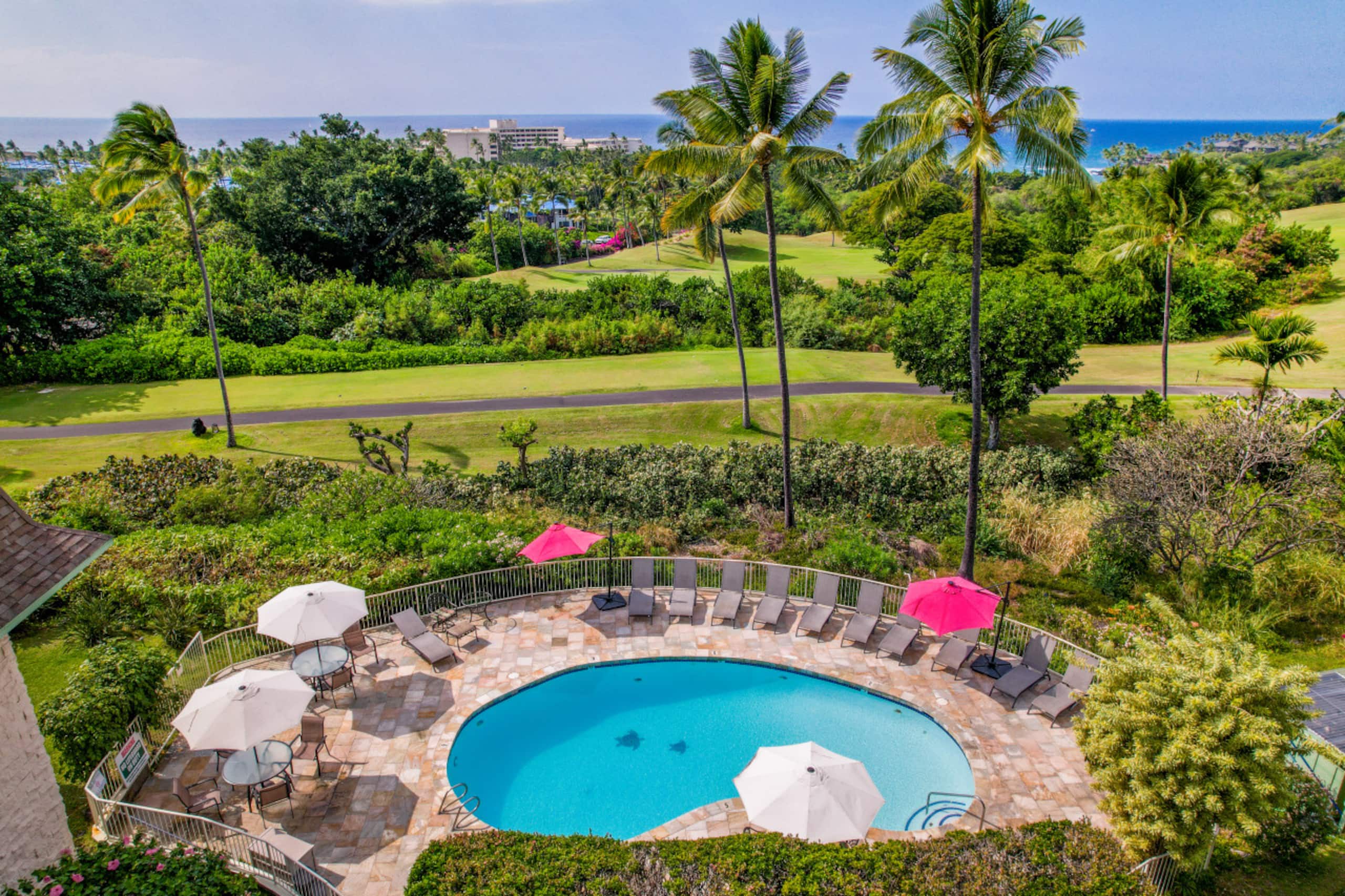 Condo in Kailua-Kona · ★4.61 · 2 bedrooms · 2 beds · 2 baths - Image 27