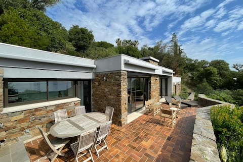 Casa-Gaou-Benat splendid sea view villa