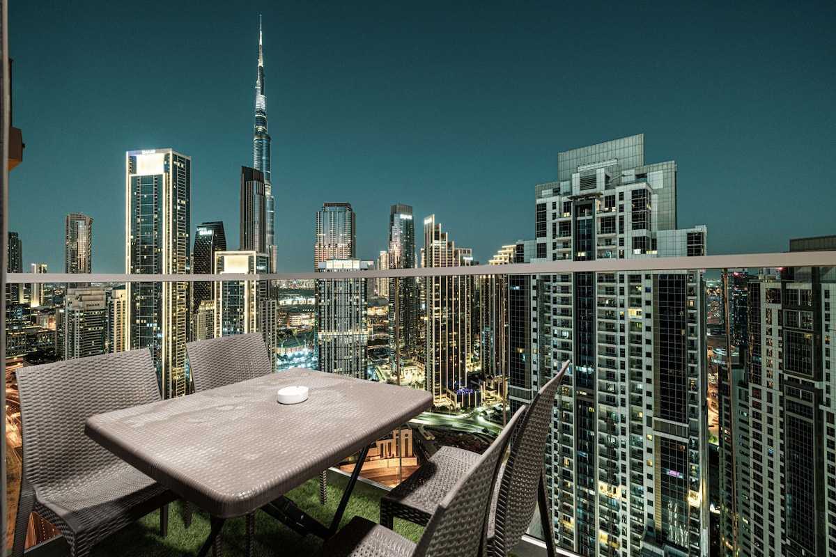 2 Bedroom Furnished Apartment with Burj Khalifa View 2