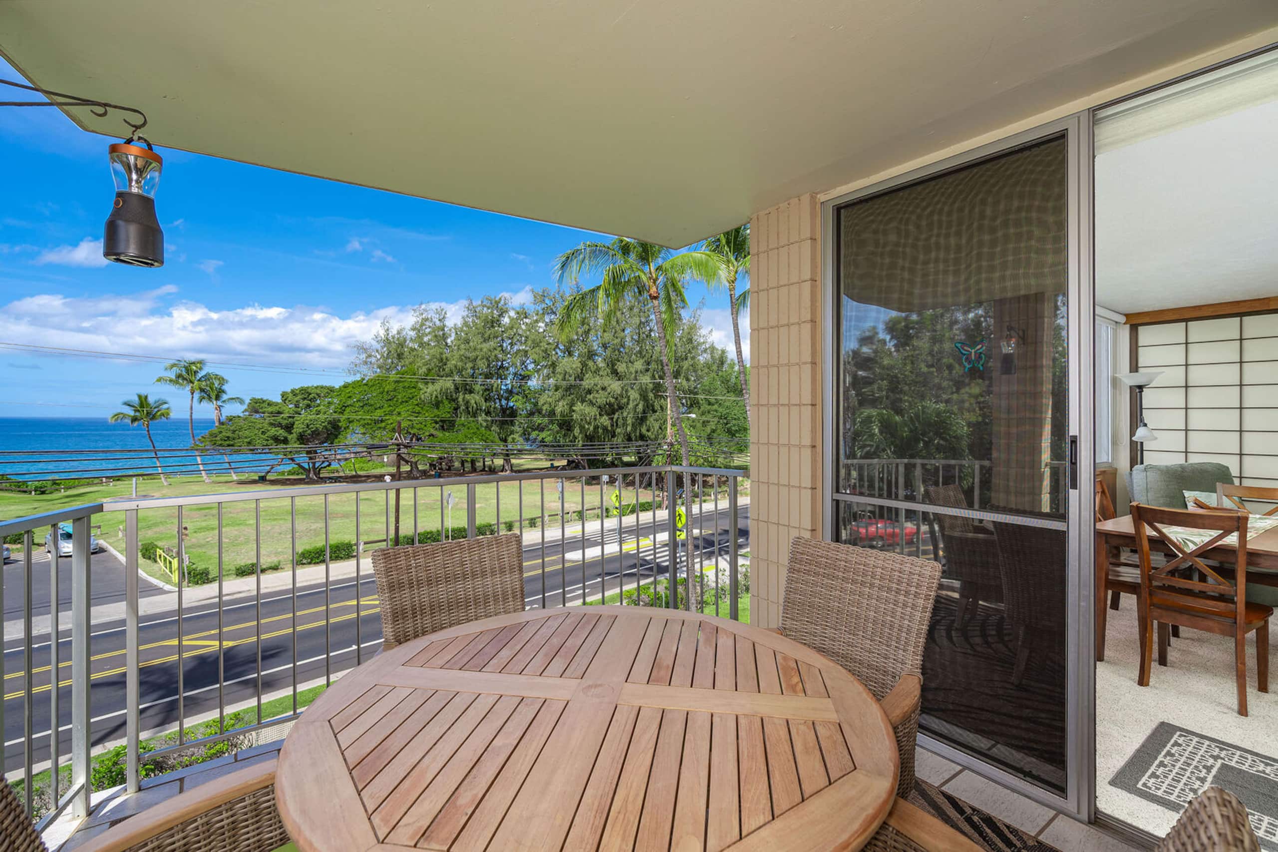 Condo in Kihei · ★4.9 · 2 bedrooms · 2 beds · 2 private baths - Image 10