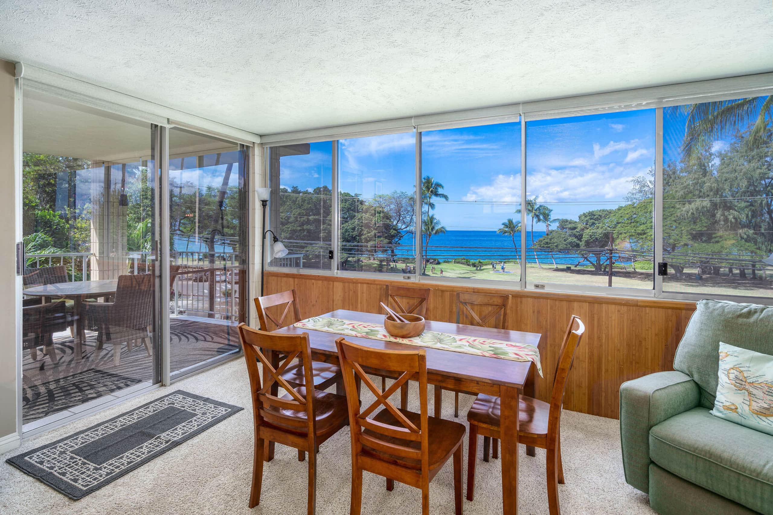 Condo in Kihei · ★4.9 · 2 bedrooms · 2 beds · 2 private baths - Image 11