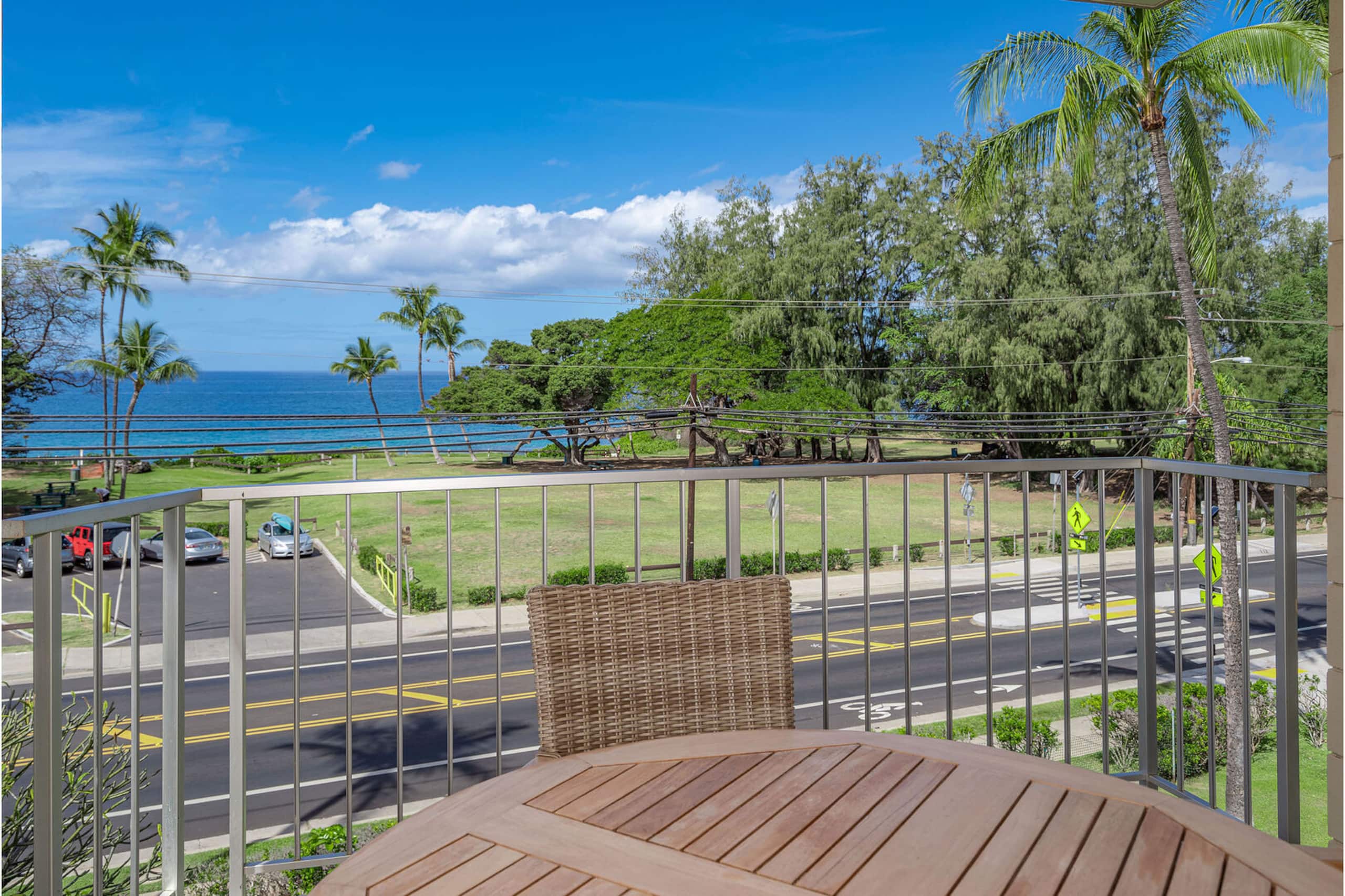 Condo in Kihei · ★4.9 · 2 bedrooms · 2 beds · 2 private baths - Image 9