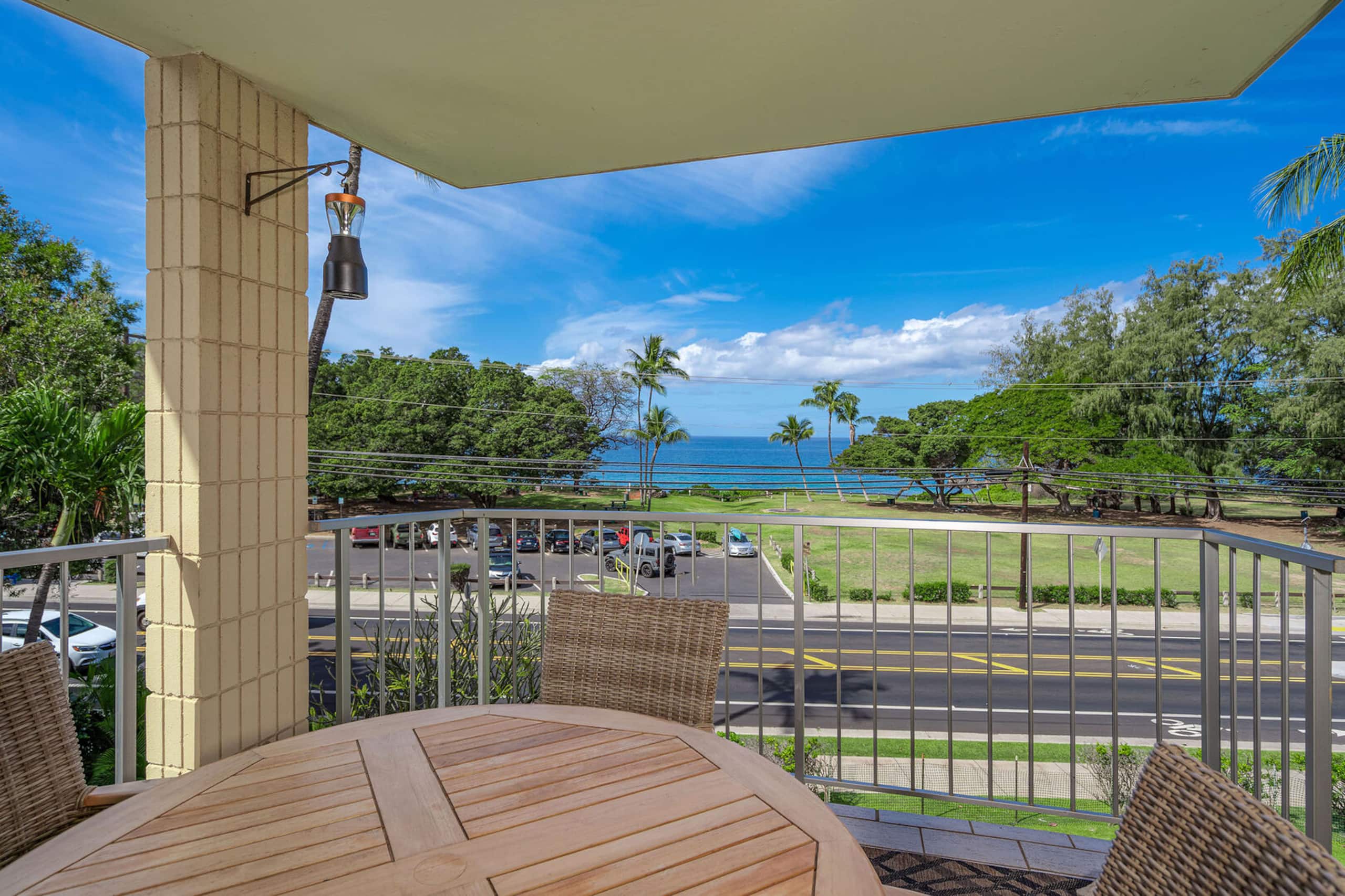 Condo in Kihei · ★4.9 · 2 bedrooms · 2 beds · 2 private baths - Image 7