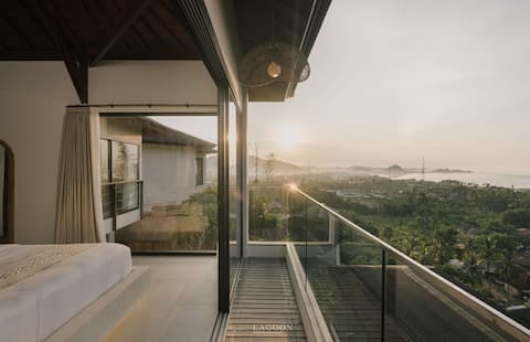 “Above The Coconuts - Villa Subaggio” Kuta Central