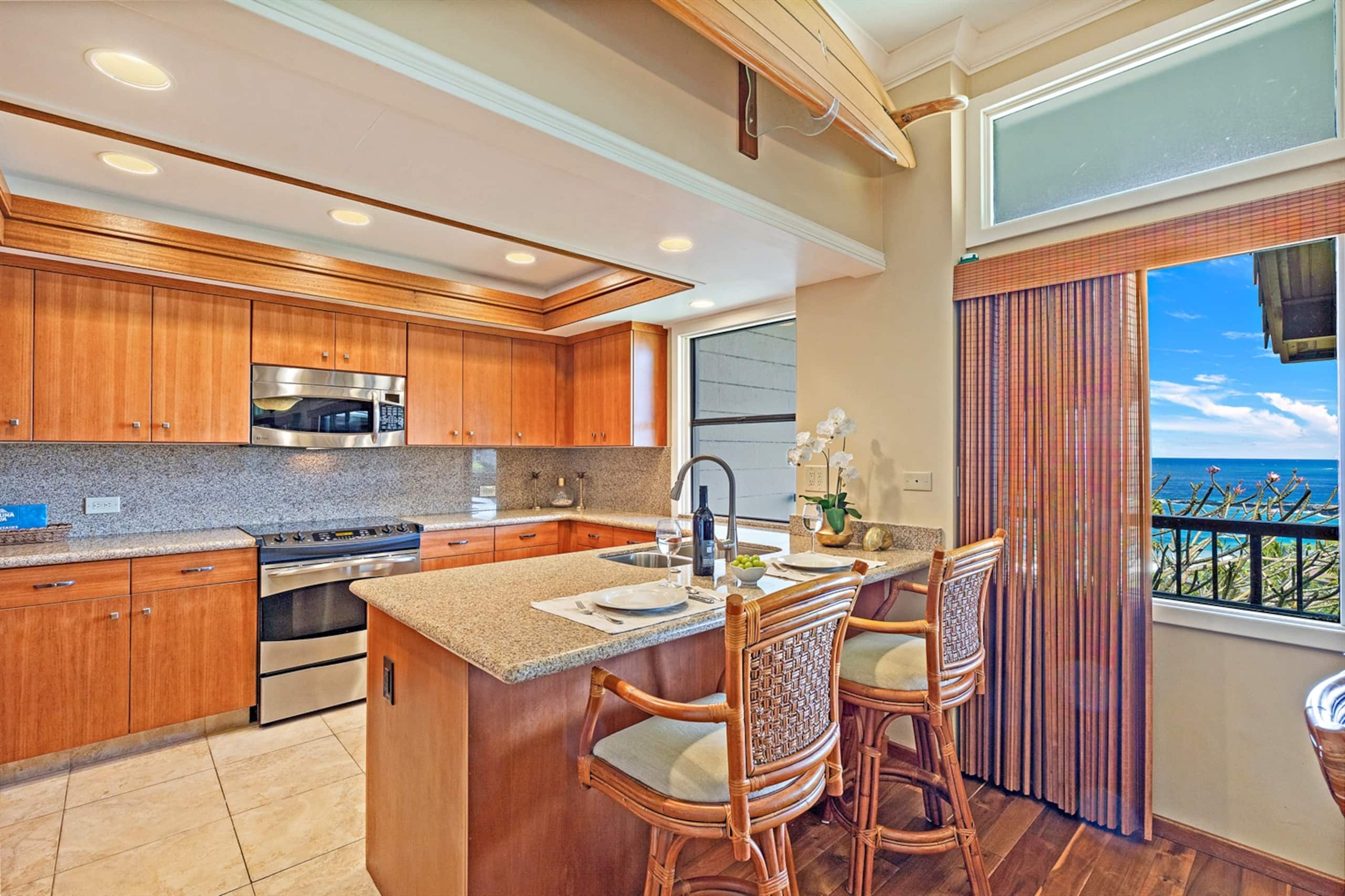 Condo in Lahaina · ★4.96 · 1 bedroom · 2 beds · 2 shared baths - Image 38