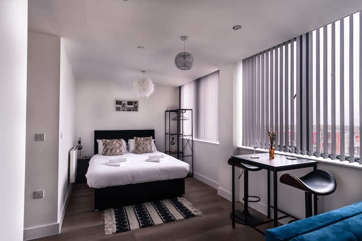 Stay Zeni, Alexandra Rise Manchester Fab Studio - 索爾福德