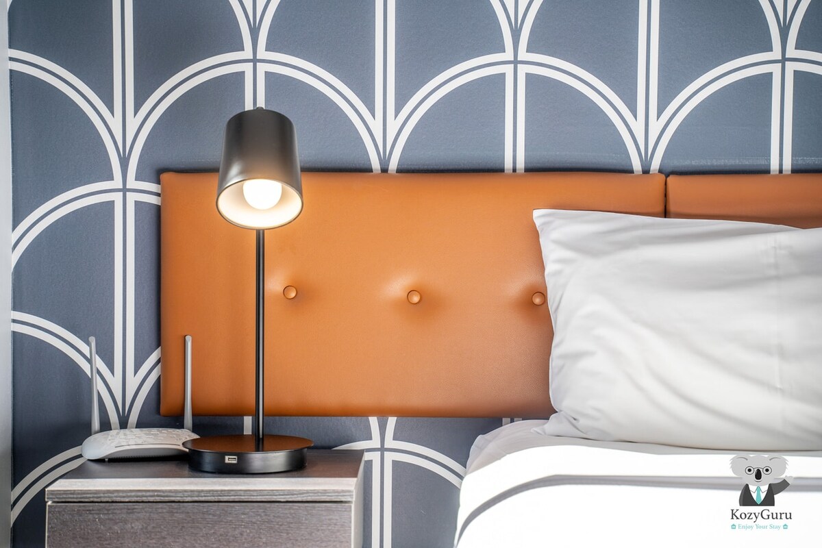 Popular Airbnb listing: KozyGuru | Sydney CBD | Best Location Studio in Haymarket