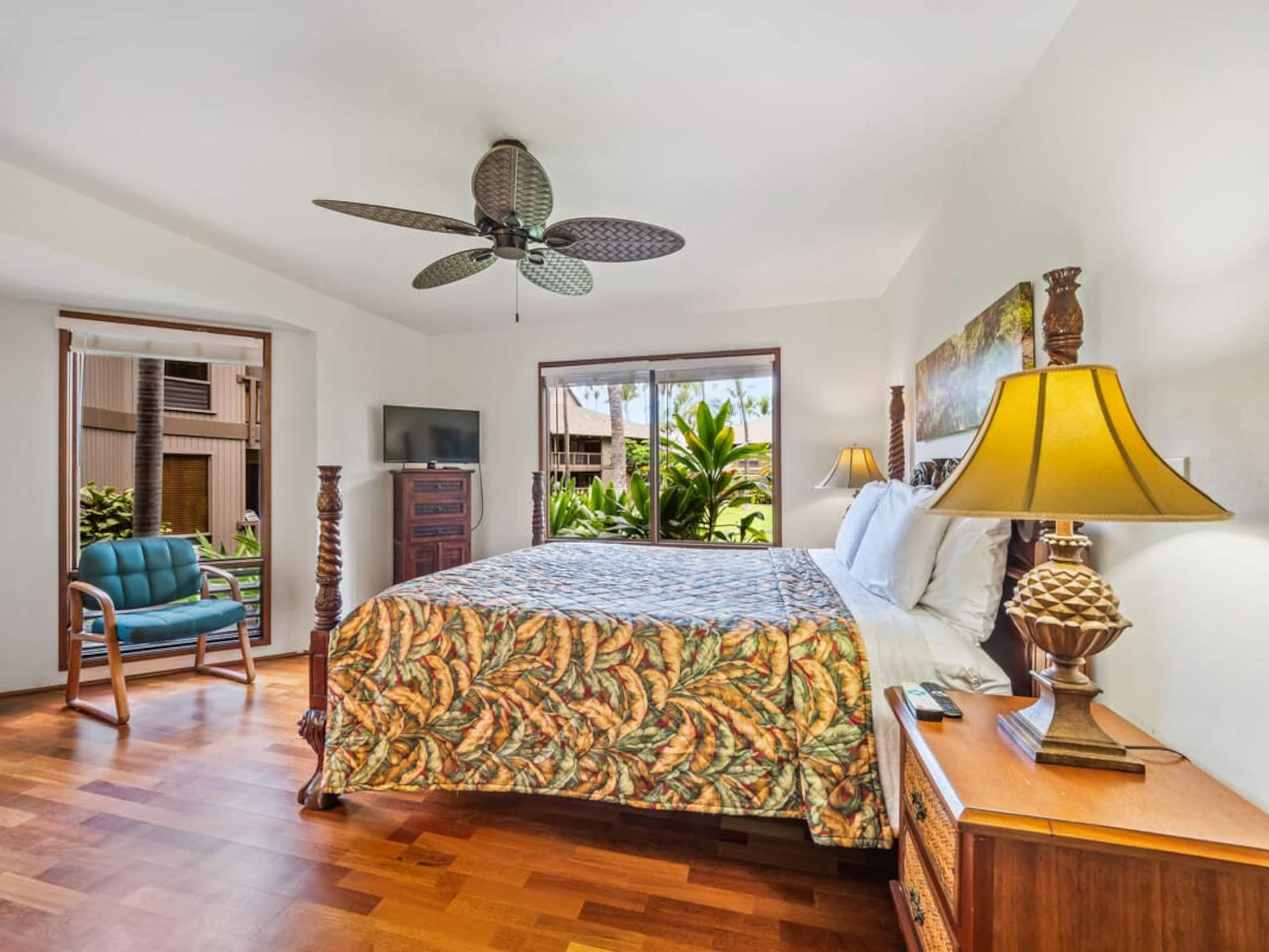 Condo in Kailua-Kona · ★4.7 · 2 bedrooms · 3 beds · 2 baths - Image 47