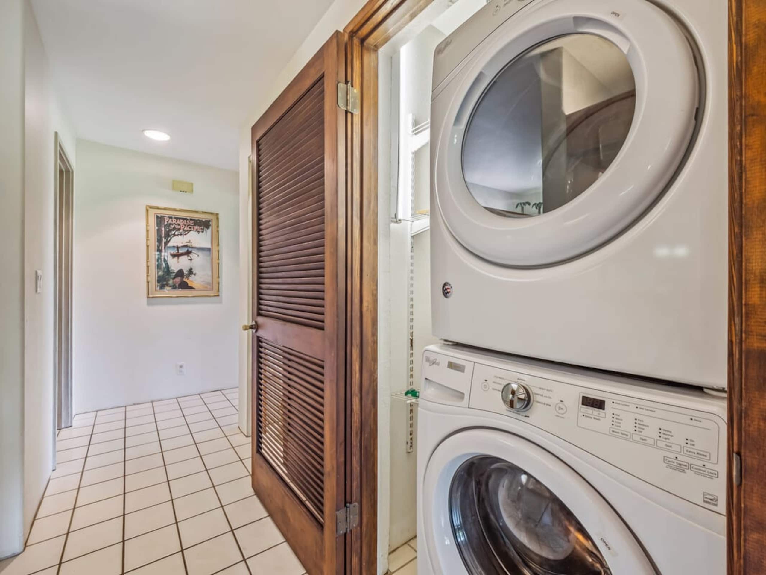 Condo in Kailua-Kona · ★4.7 · 2 bedrooms · 3 beds · 2 baths - Image 35