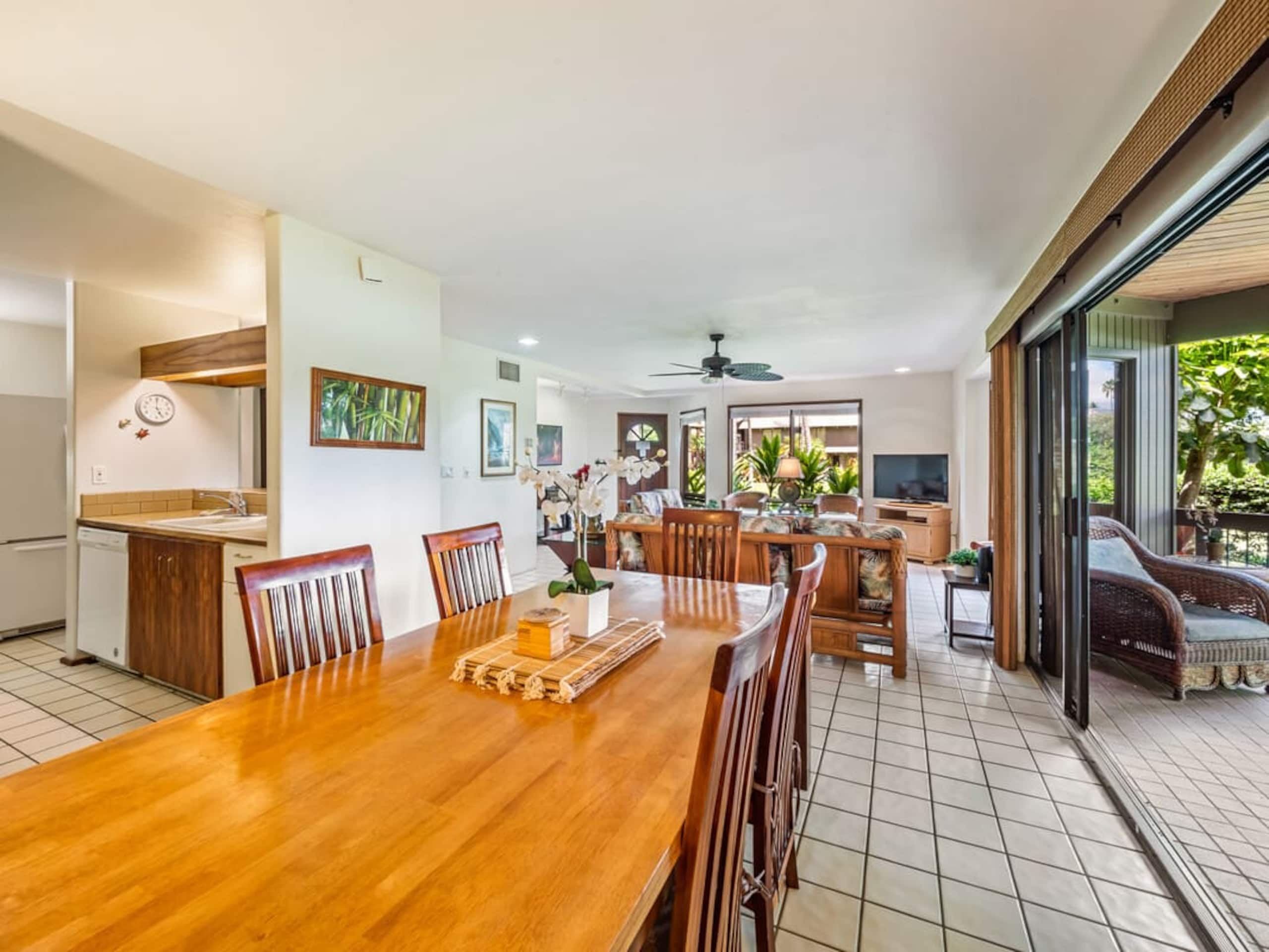 Condo in Kailua-Kona · ★4.7 · 2 bedrooms · 3 beds · 2 baths - Image 13