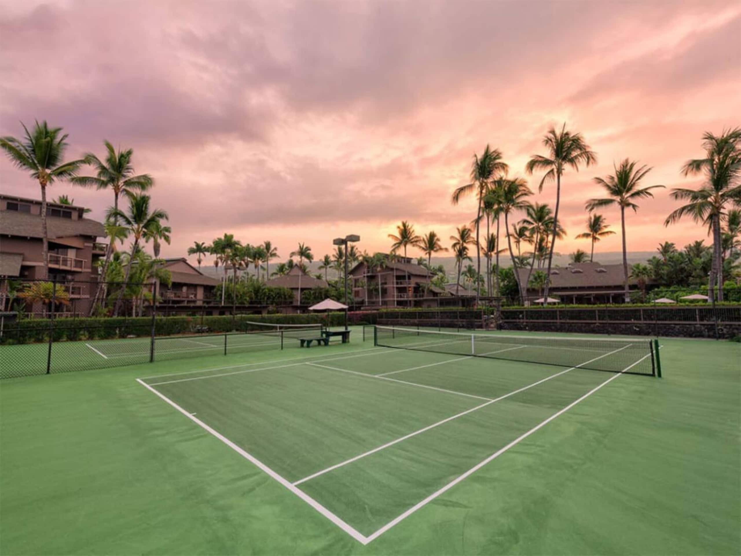 Condo in Kailua-Kona · ★4.7 · 2 bedrooms · 3 beds · 2 baths - Image 55