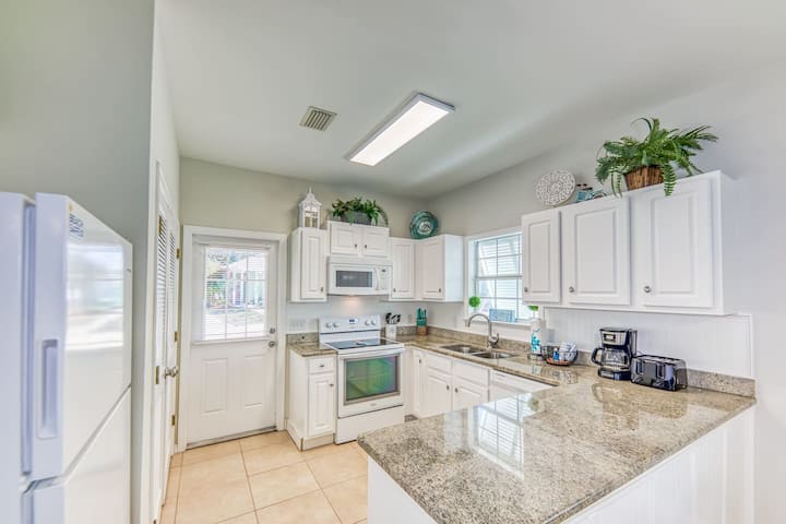 Coastal Retreat Near Beach & Sportsplex