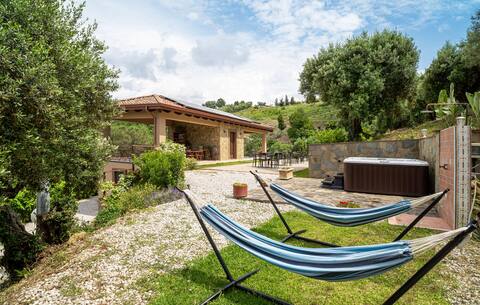 Nice home in Torchiara with kitchen