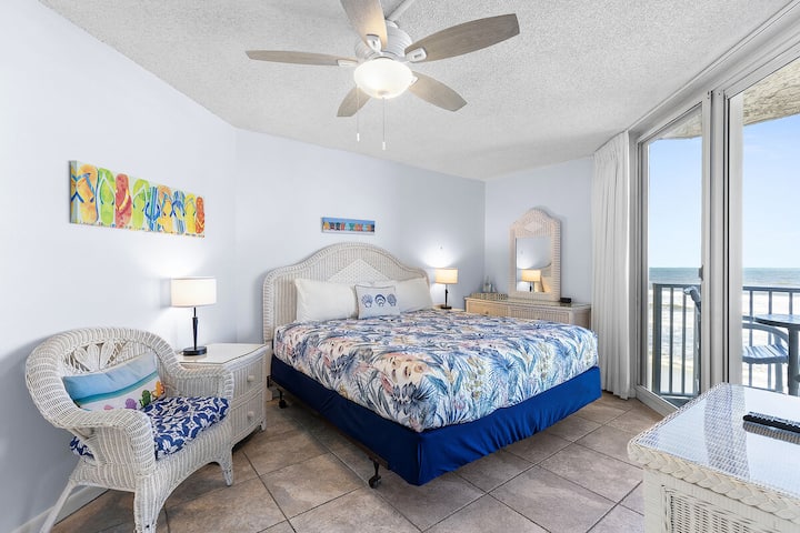 Oceania 403 | Stunning Beach Views | Pool - Condominiums for Rent