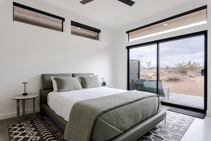 Dhoma e gjumit të vizitorëve w/ Queen