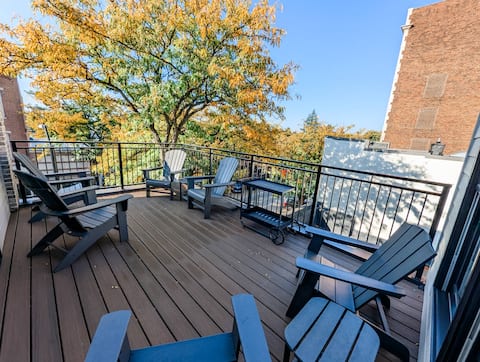 Prime Downtown Location on 8th Street