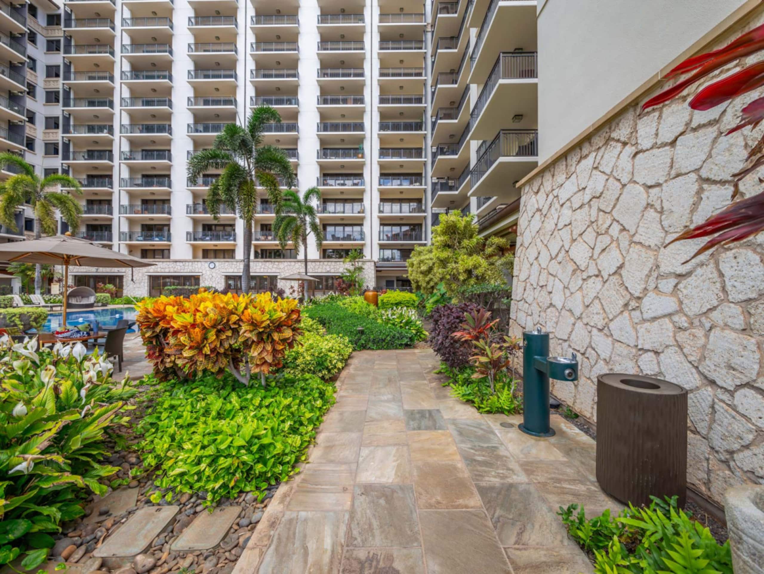 Hale Keani O-1203 stunning Views: Sept. Special! - Image 49