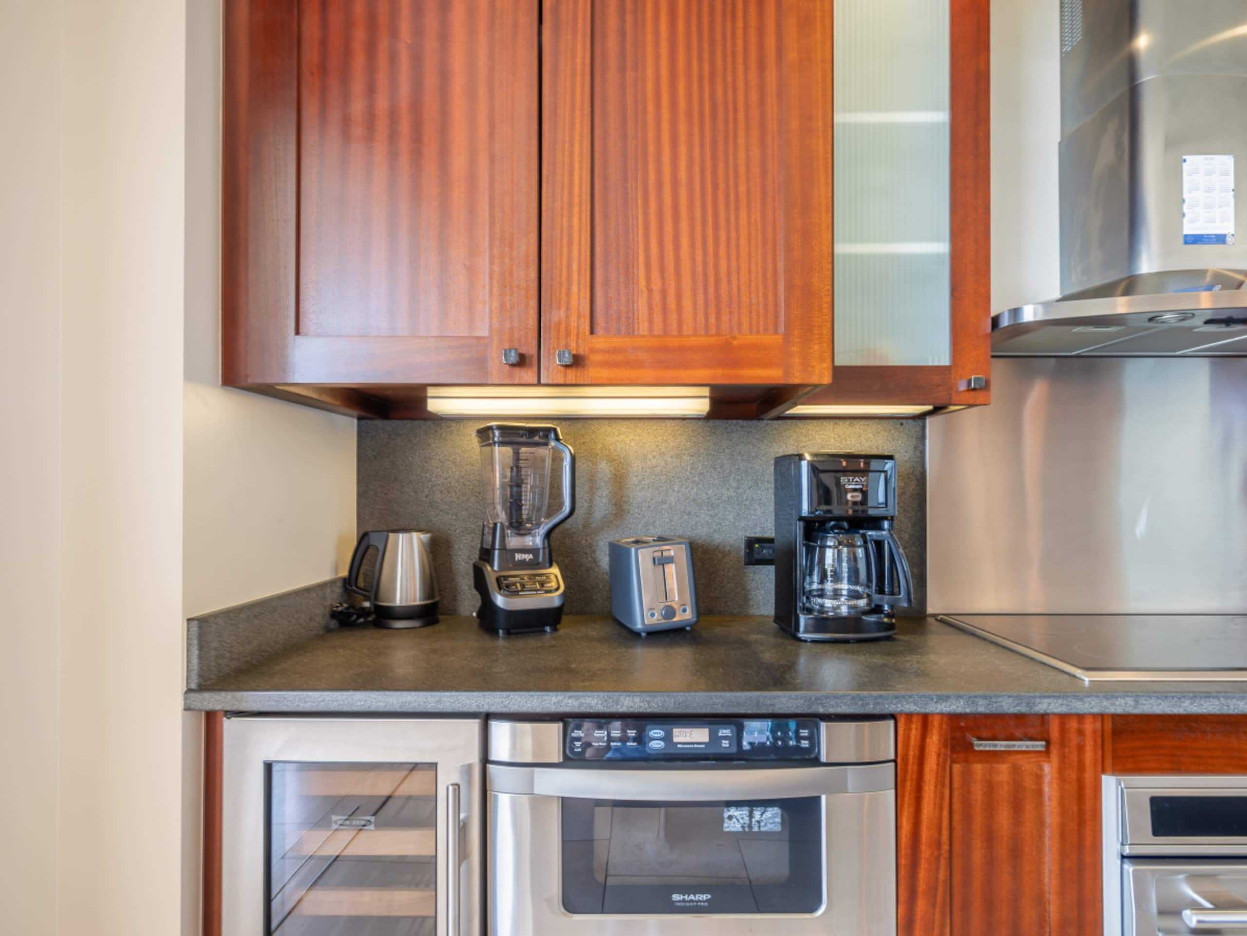 Hale Keani O-1203 stunning Views: Sept. Special! - Image 13