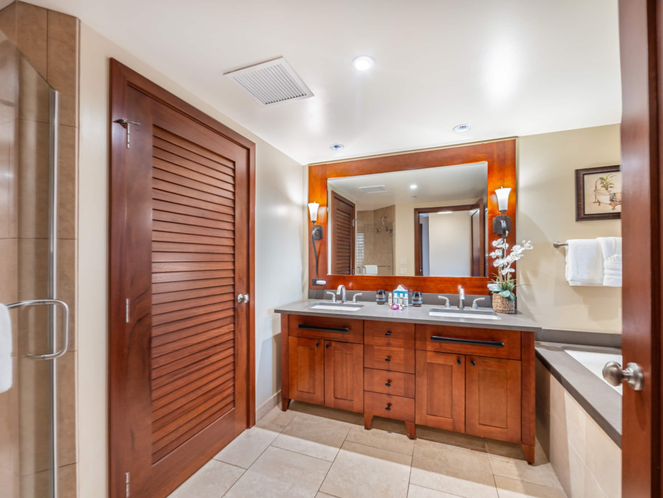 Hale Keani O-1203 stunning Views: Sept. Special! - Image 31