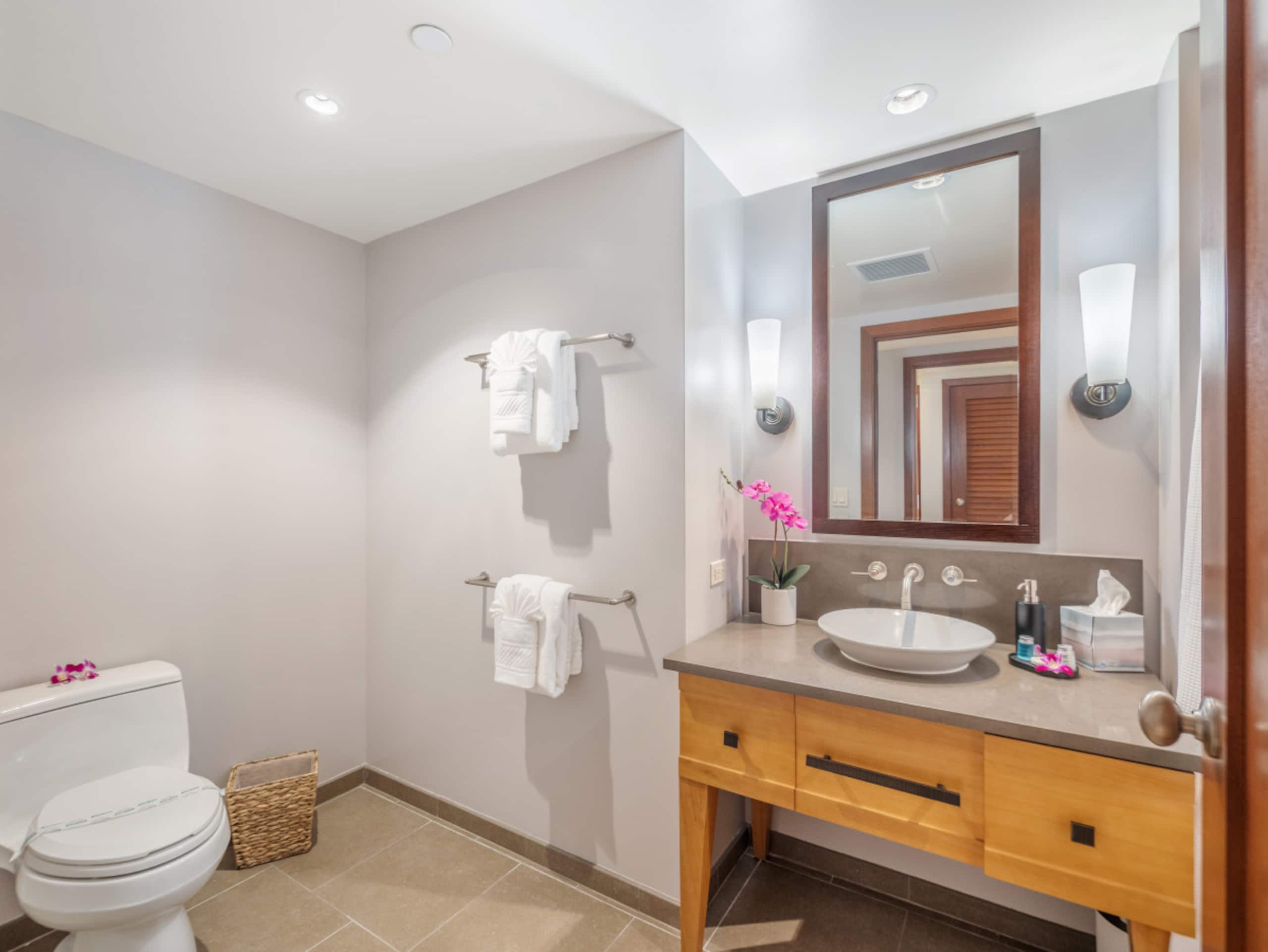 Condo in Kapolei · ★5.0 · 2 bedrooms · 3 beds · 2 shared baths - Image 34