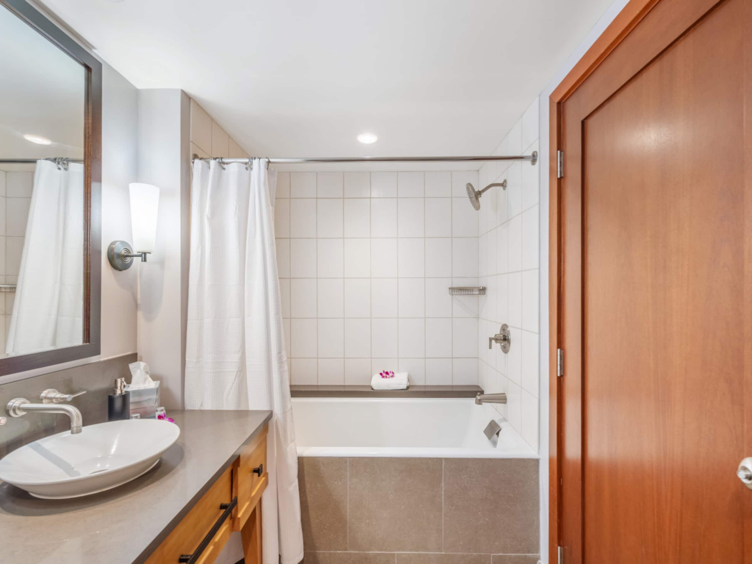 Condo in Kapolei · ★5.0 · 2 bedrooms · 3 beds · 2 shared baths - Image 35