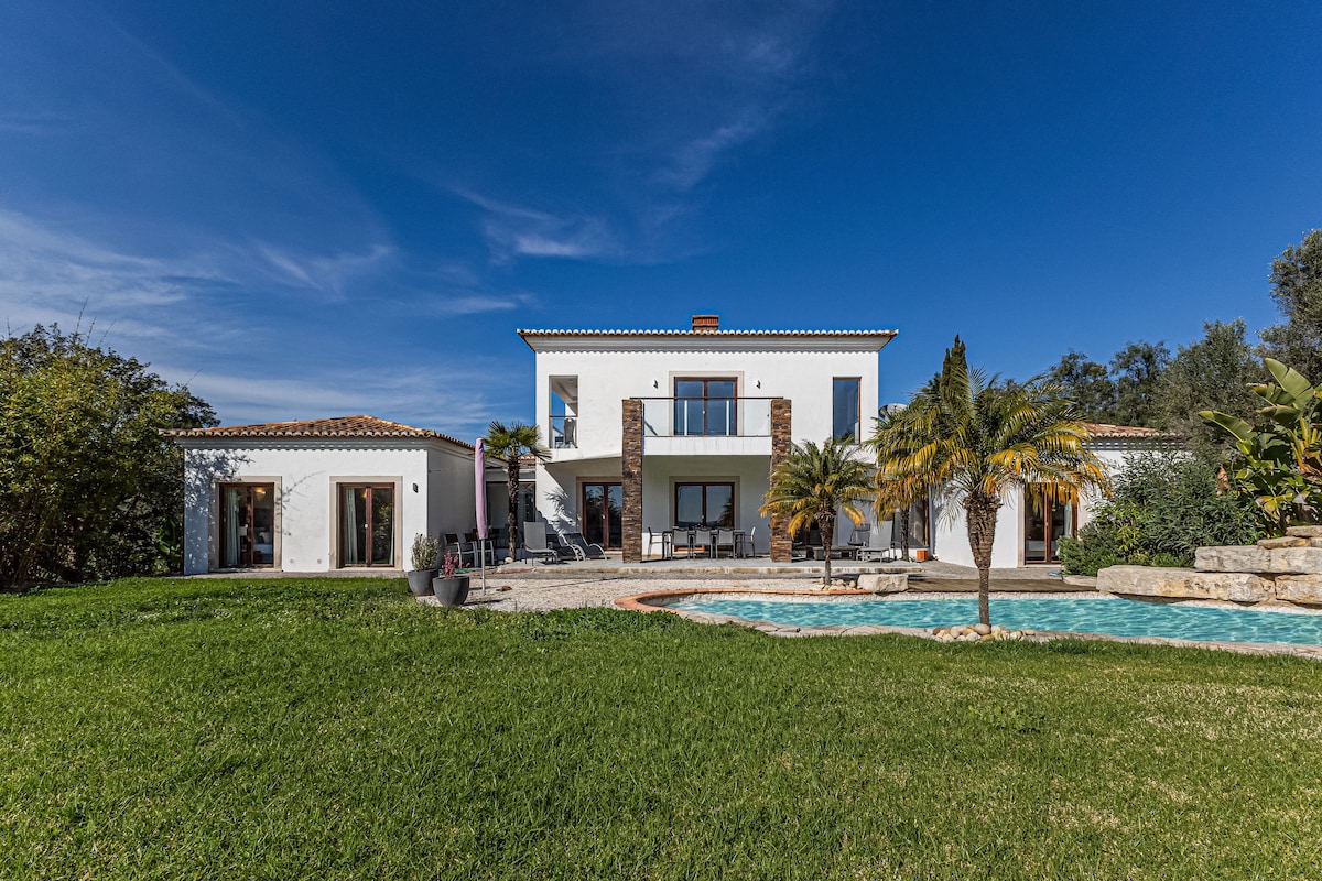 Casa Corsino | Heated & salt pool | Entire Villa |