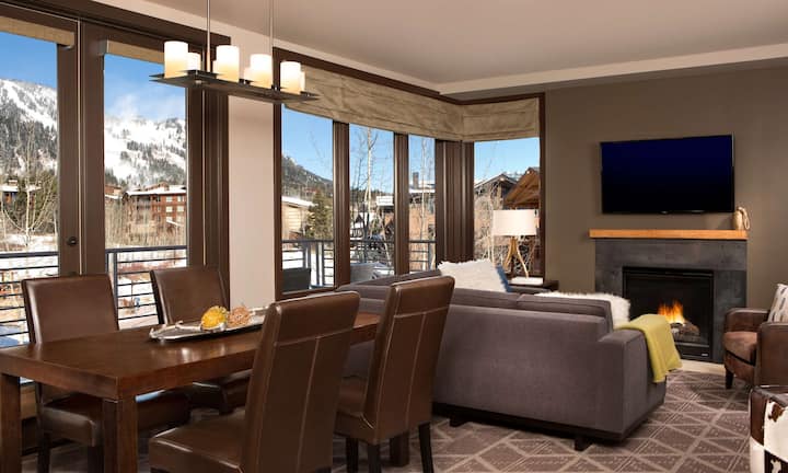 2-bedroom Hotel Suite - 2 Beds - Jackson, WY