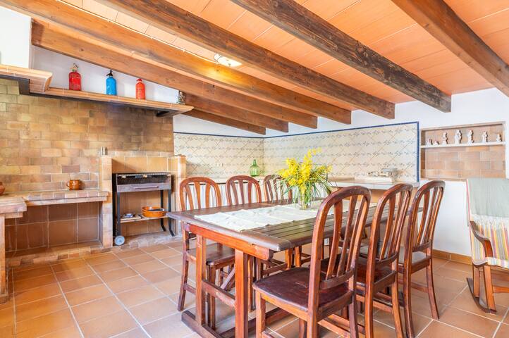 Mimosa gallery image 3