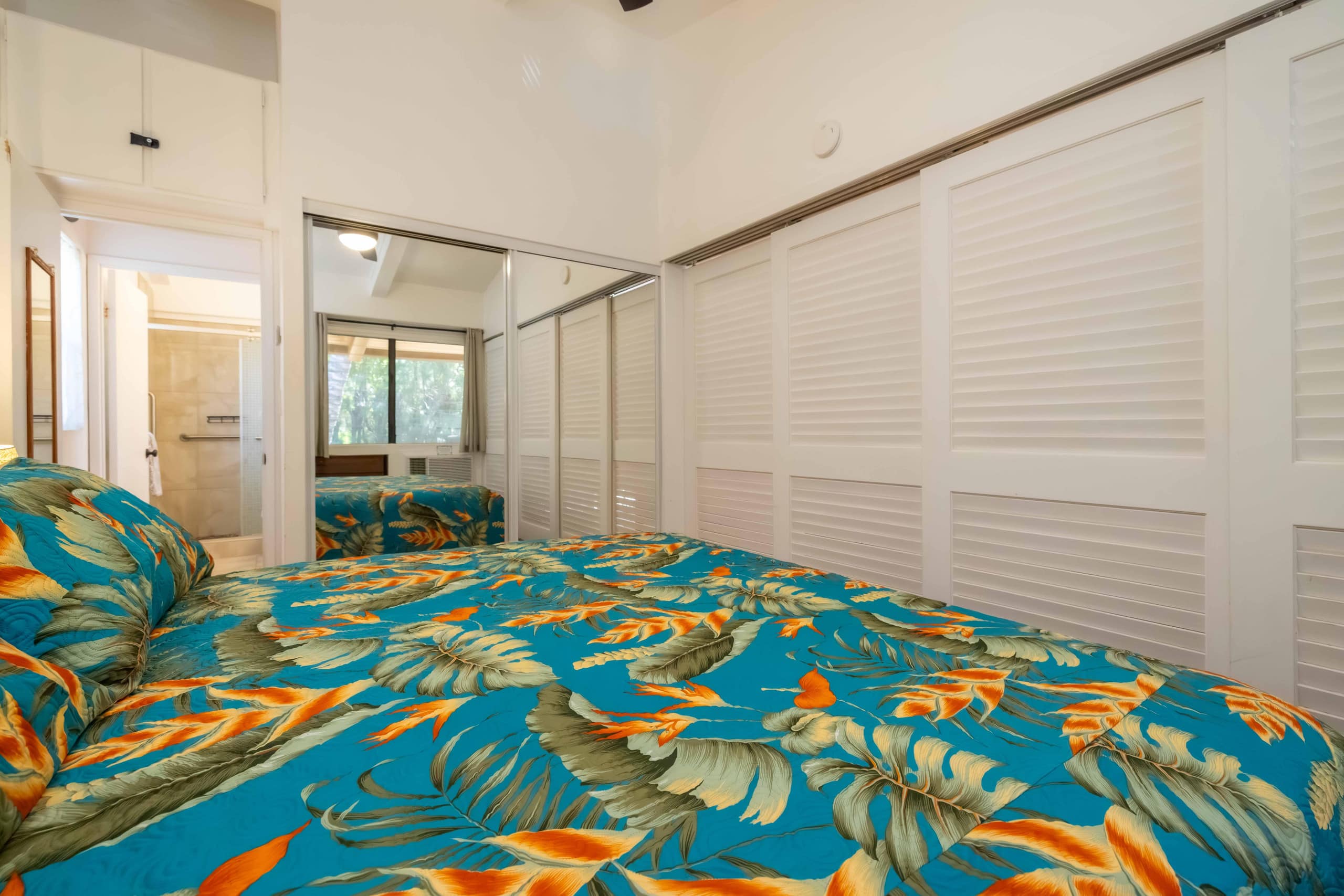 Condo in Wailuku · ★4.67 · 1 bedroom · 2 beds · 1 private bath - Image 23