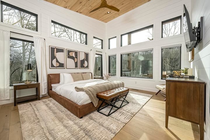 augšstāva galvenās guļamistabas numurs