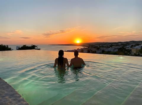 Sunset view, infinity pool, little stone house