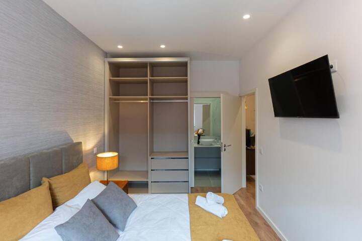 Dellarose Premium gallery image 3