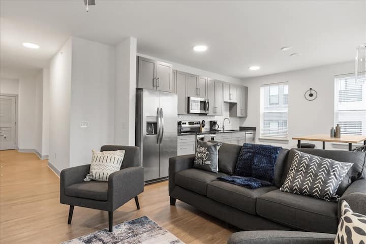 Stylish Property Near Shops And Entertainment - Cincinnati, OH