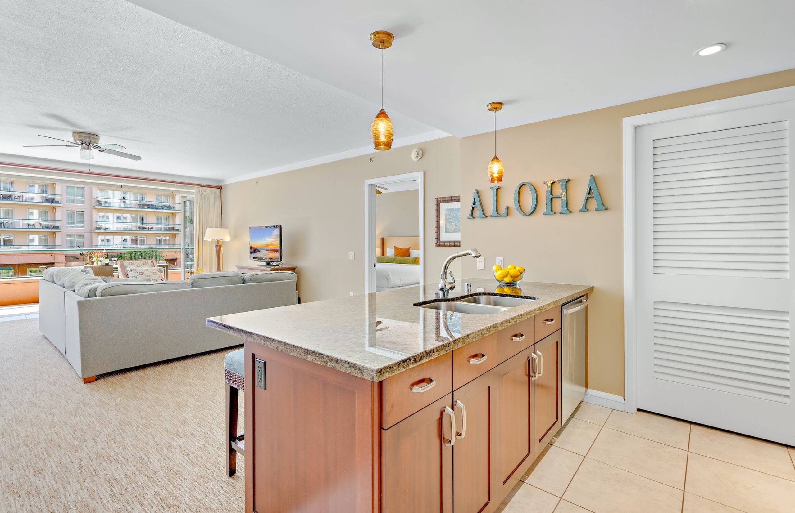 Condo in Lahaina · ★4.67 · 2 bedrooms · 3 beds · 2 baths - Image 3