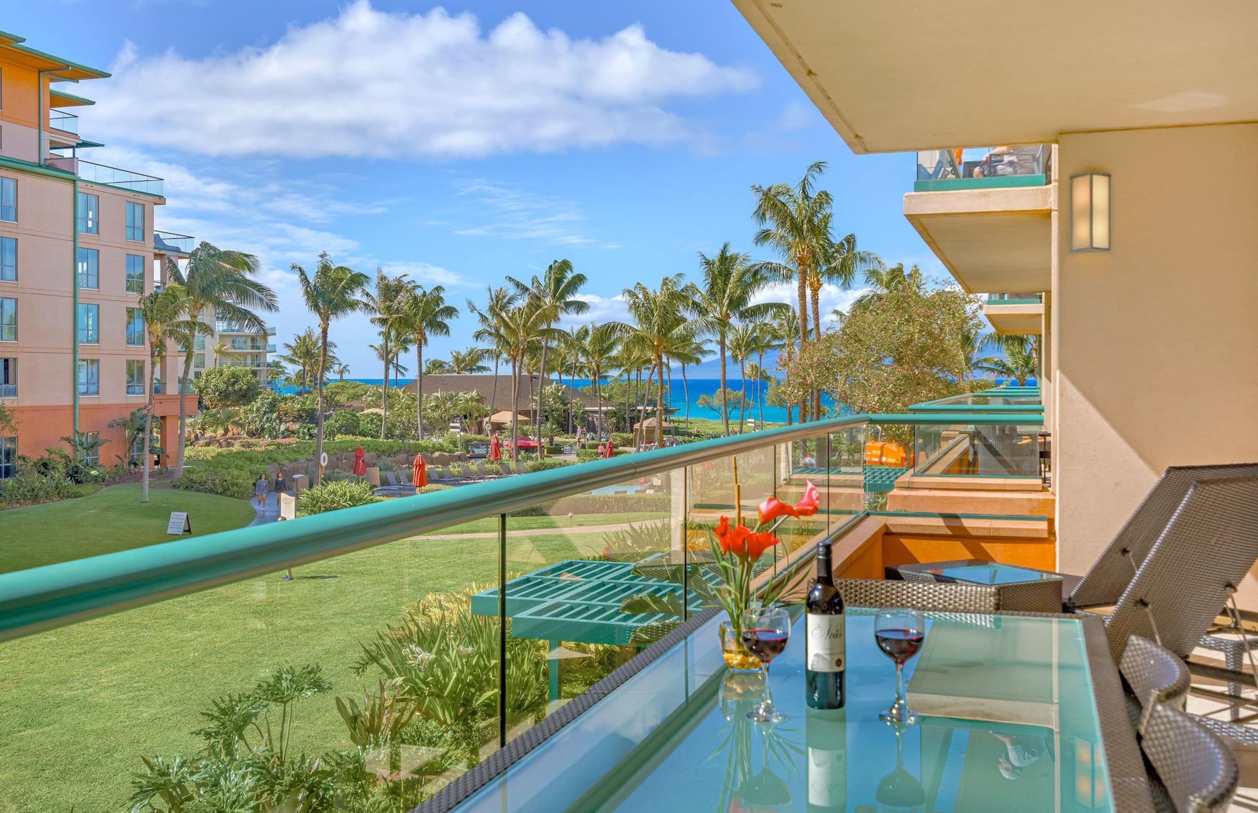 Condo in Lahaina · ★4.67 · 2 bedrooms · 3 beds · 2 baths - Image 1