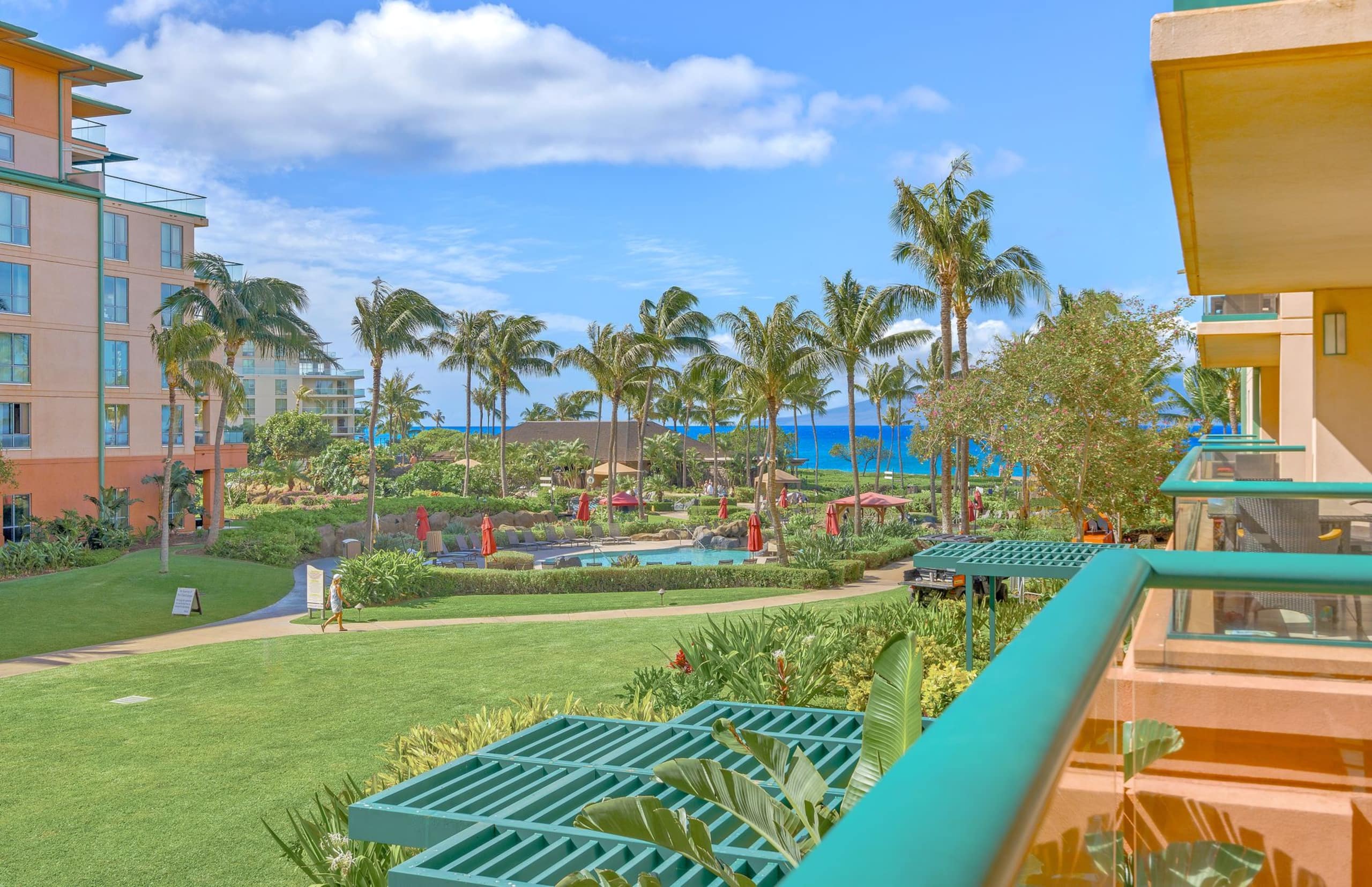 Condo in Lahaina · ★4.67 · 2 bedrooms · 3 beds · 2 baths - Image 11
