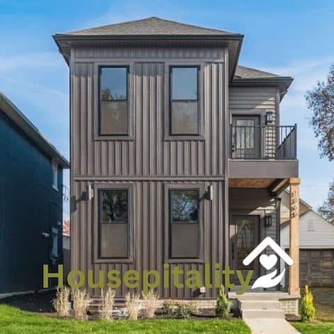 Stylish 4BR in Merion Village PD