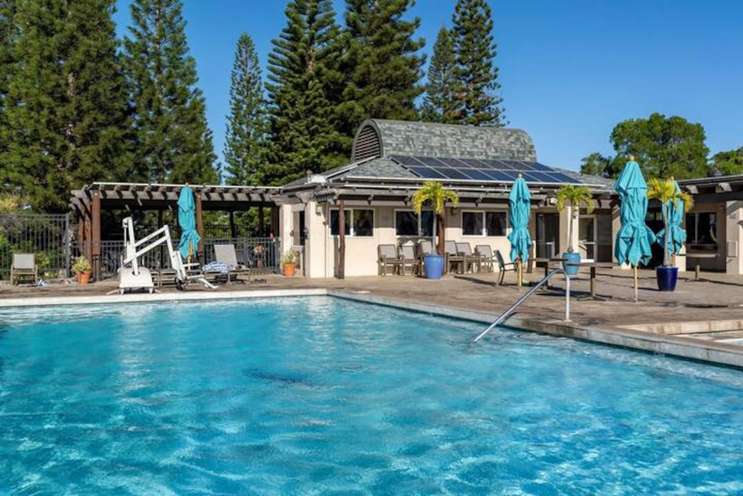 Upgraded 3 bed w/Ocean View, Pool, Hot tub, 2*King - Photo 45
