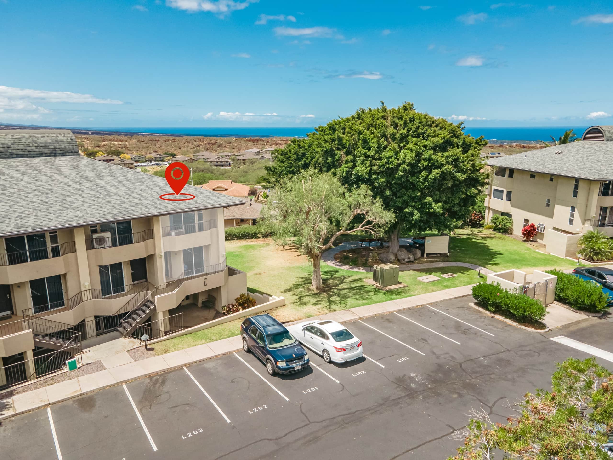 Upgraded 3 bed w/Ocean View, Pool, Hot tub, 2*King - Photo 23