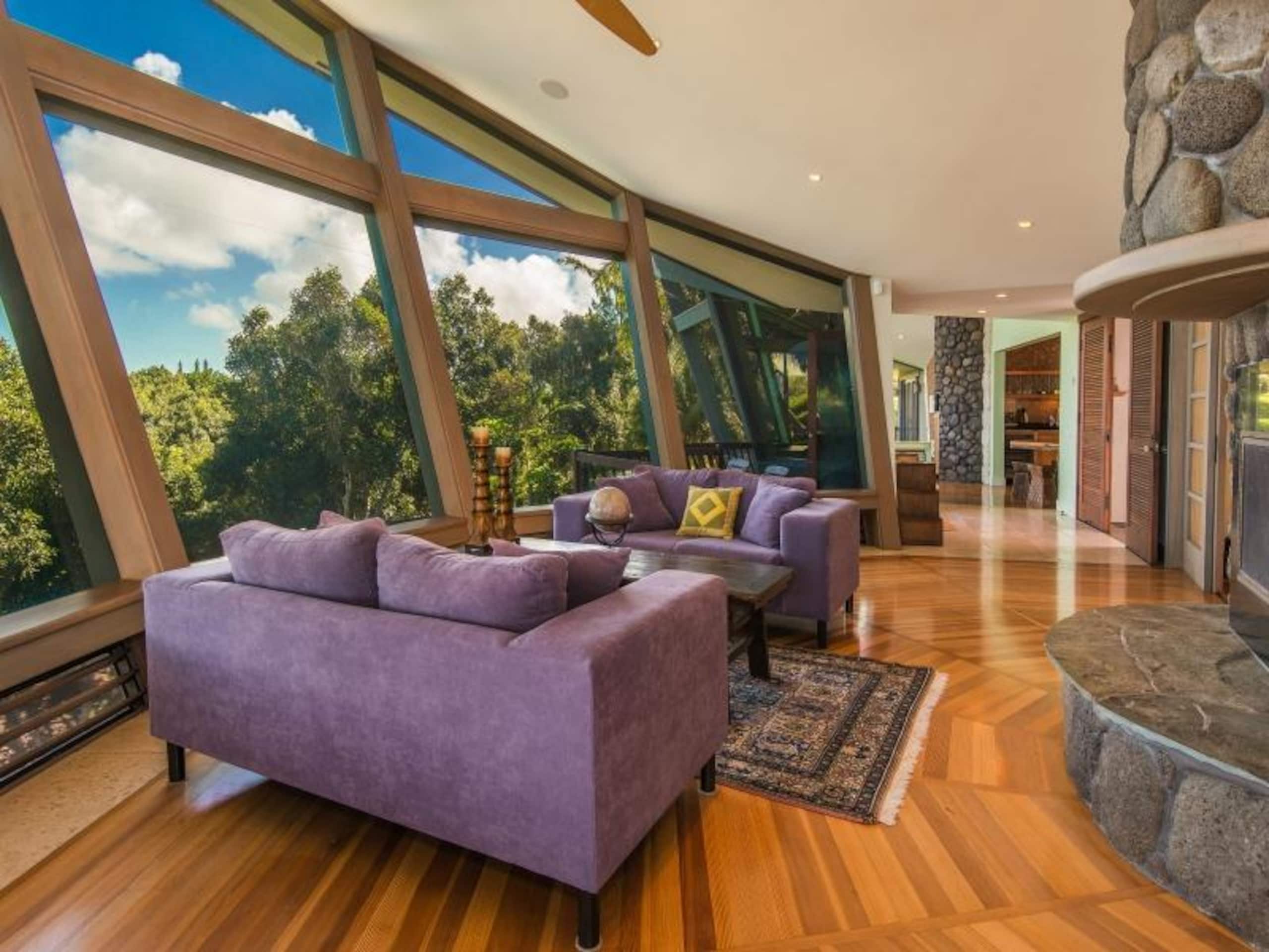 Home in Kilauea · ★4.36 · 3 bedrooms · 4 beds · 3.5 baths - Photo 14