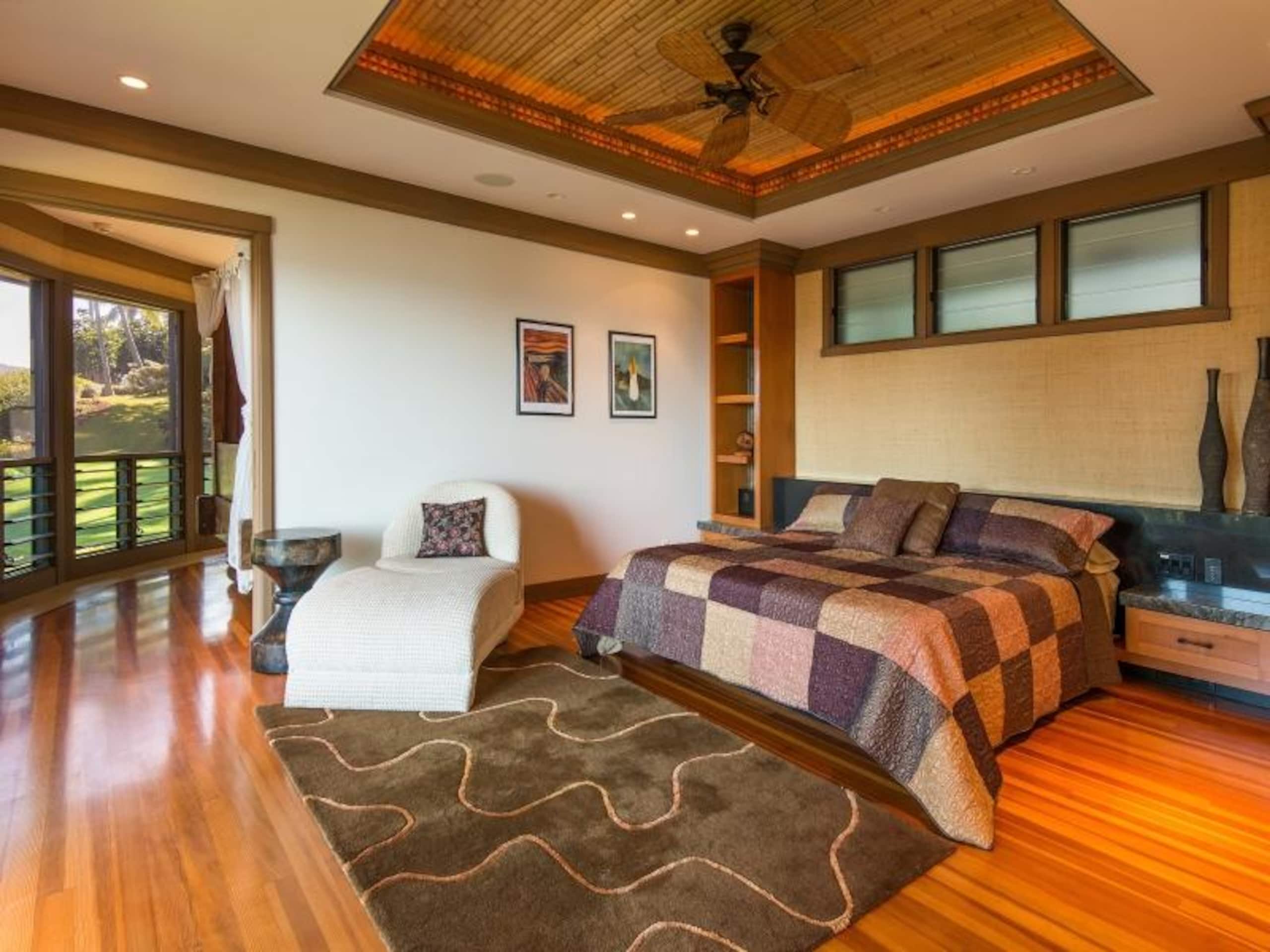 Home in Kilauea · ★4.36 · 3 bedrooms · 4 beds · 3.5 baths - Photo 15