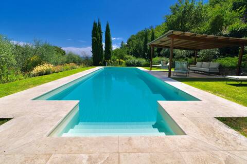 Vivaia by Arceno Rentals Club