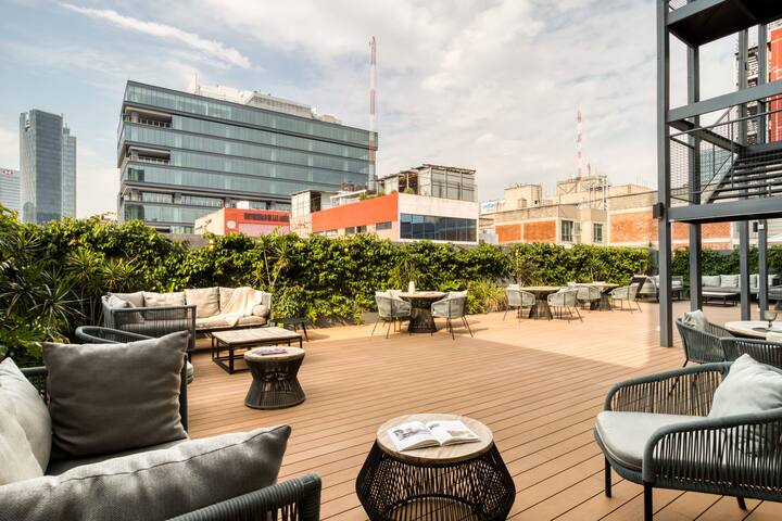 Shared Terr+Gym+G/Room | Chic Spot Near Cibeles gallery image 4