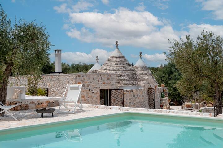 Trulli di Titti luxury countryhouse