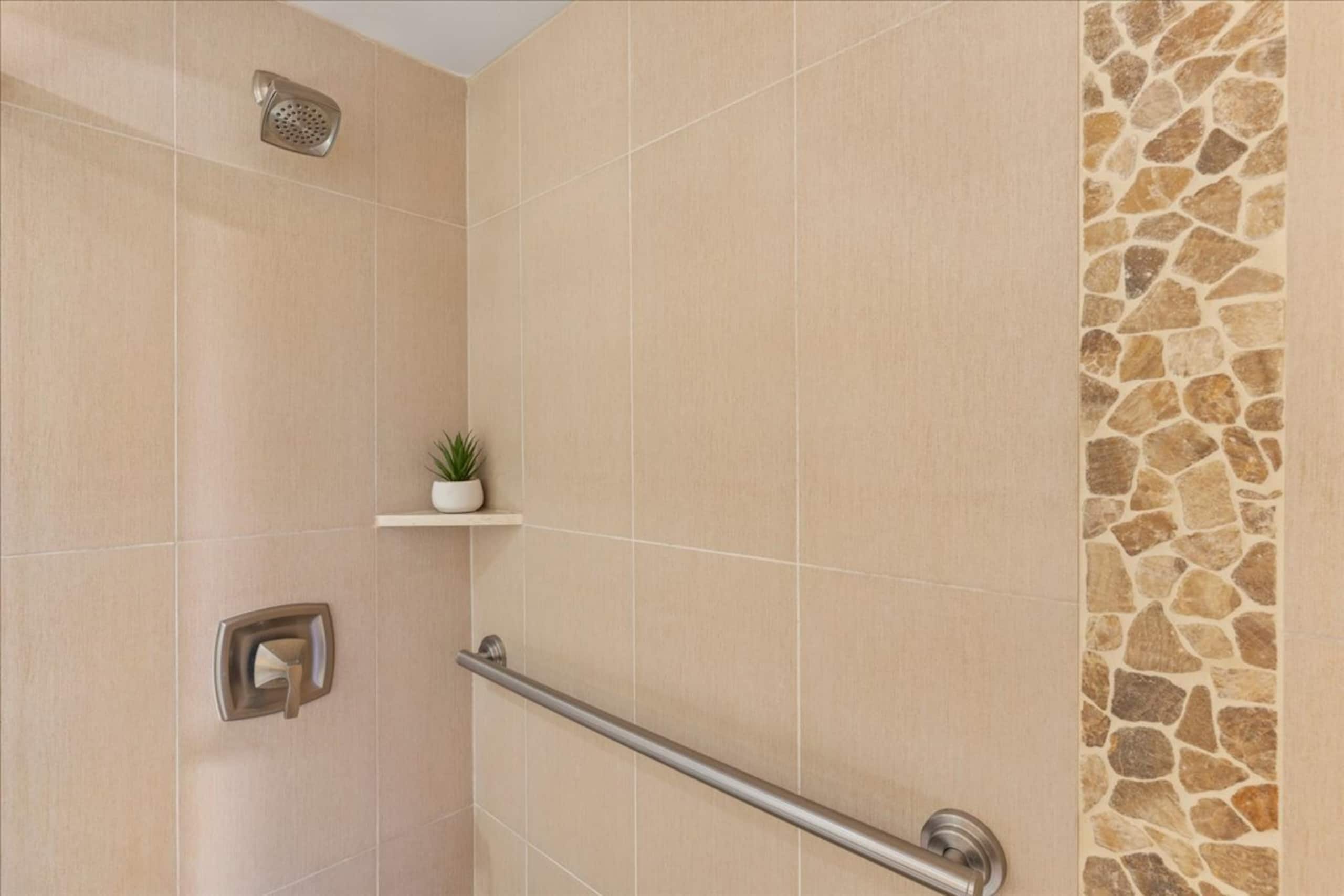 Condo in Kihei · ★4.88 · 2 bedrooms · 3 beds · 2 baths - Image 33